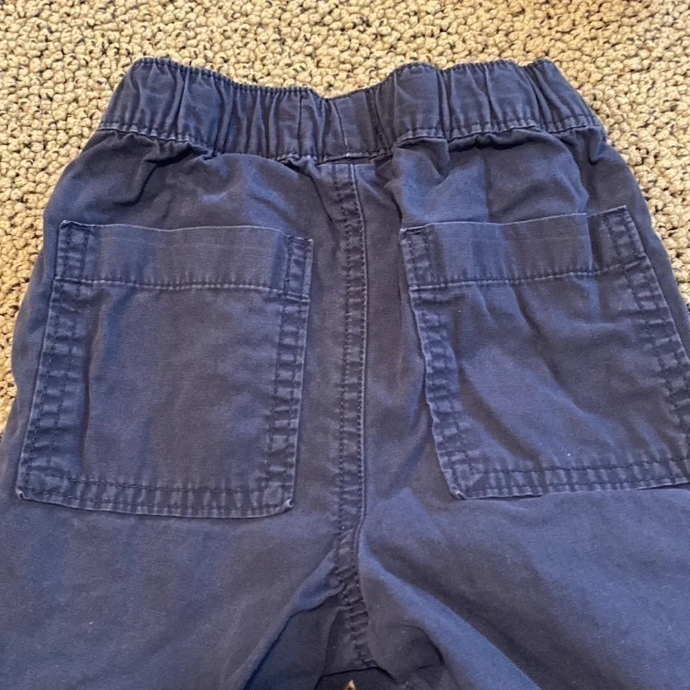 Children’s Place Short Sleeved Shirt & Roll Up Pants Size 3T- Like New - Picture 8 of 8